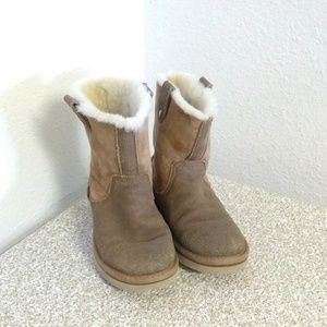 Ugg Australia Brown Leather Girls Boots.